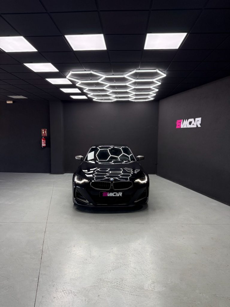 BMW M240i xDrive