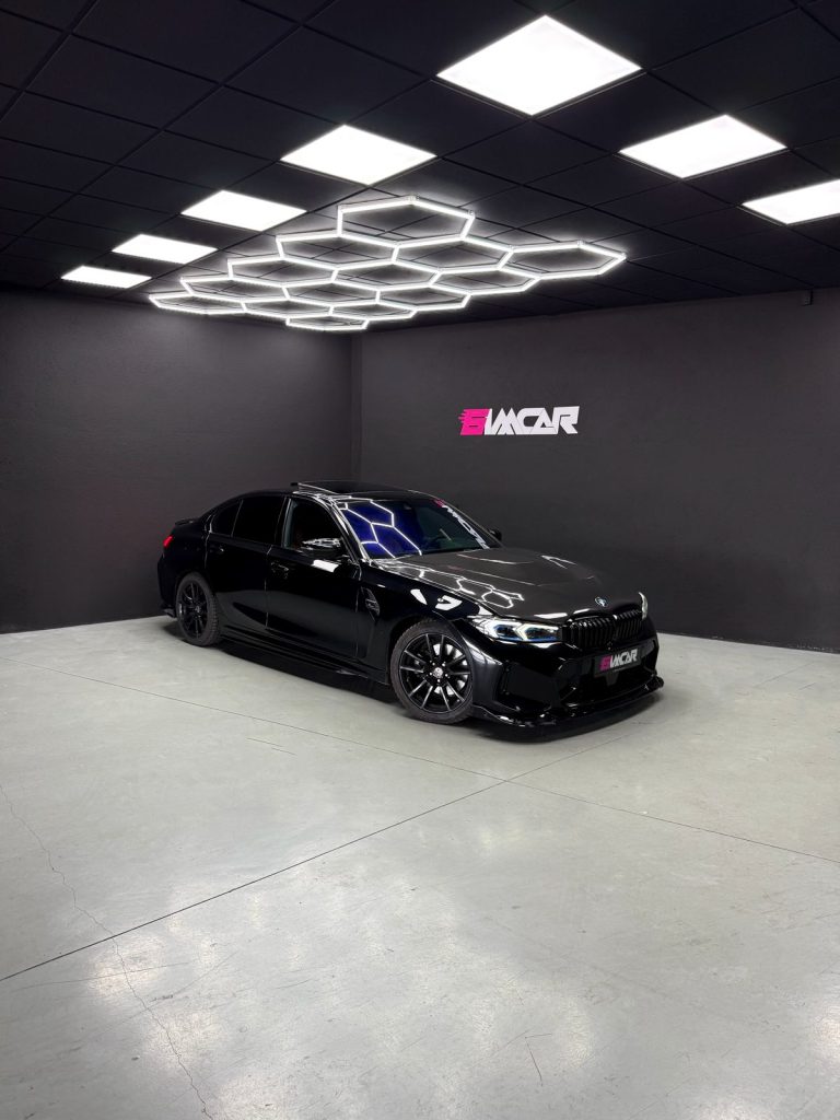 BMW 330i xDrive